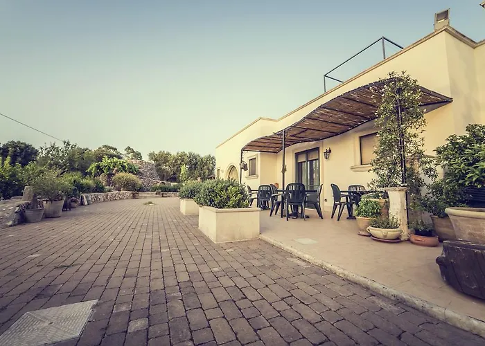 Almacanto فندق مبيت وإفطار توليي